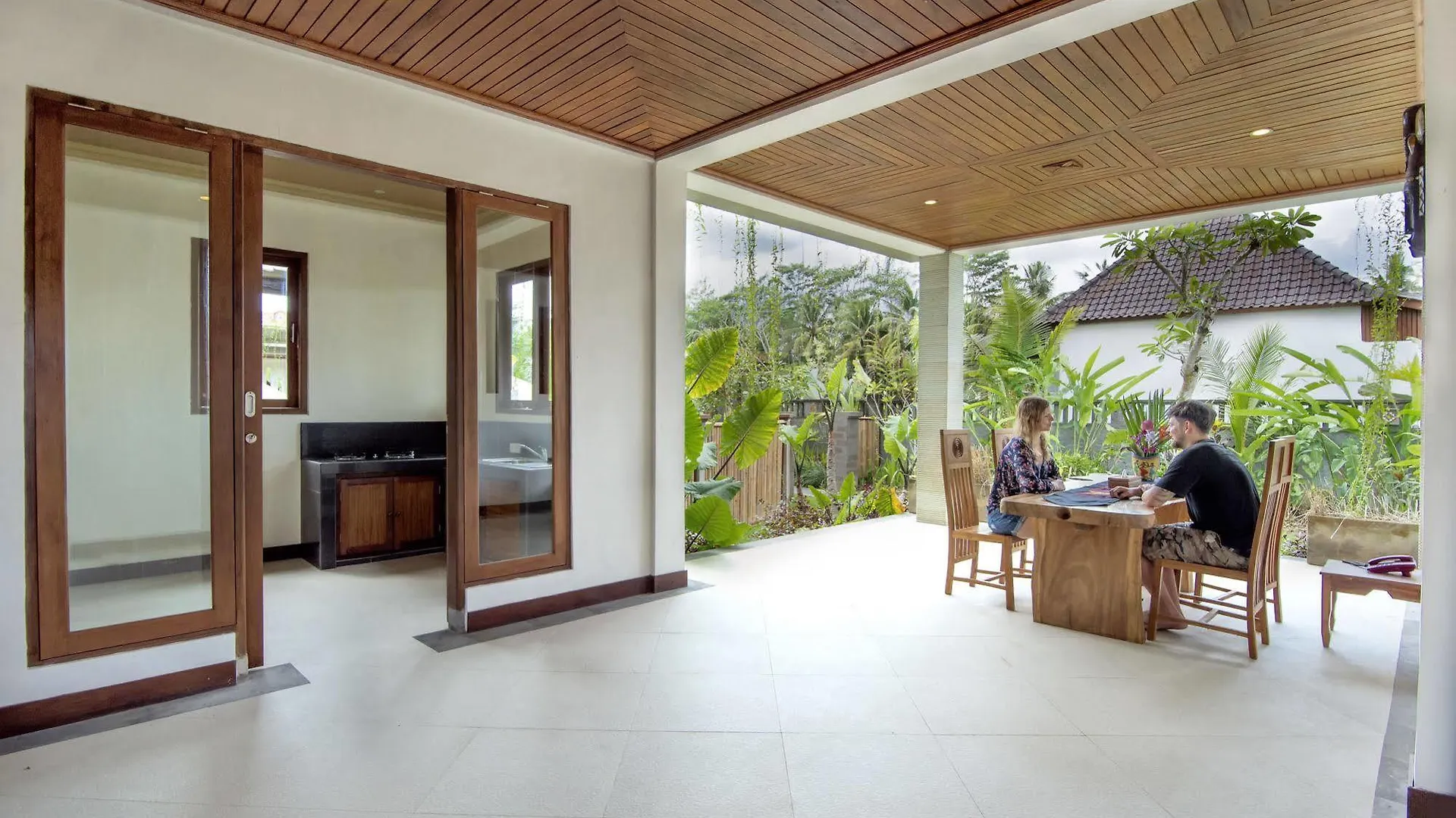 Santosha Villa Ubud אינדונזיה