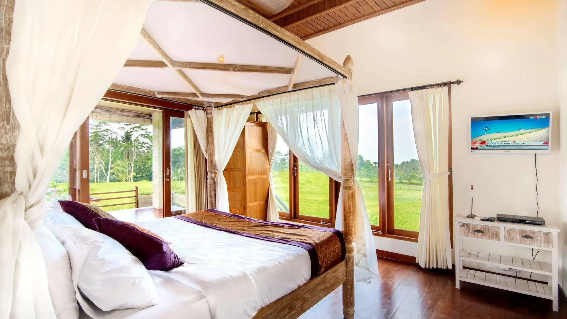 Santosha Villa Ubud 3*,  Indonesia