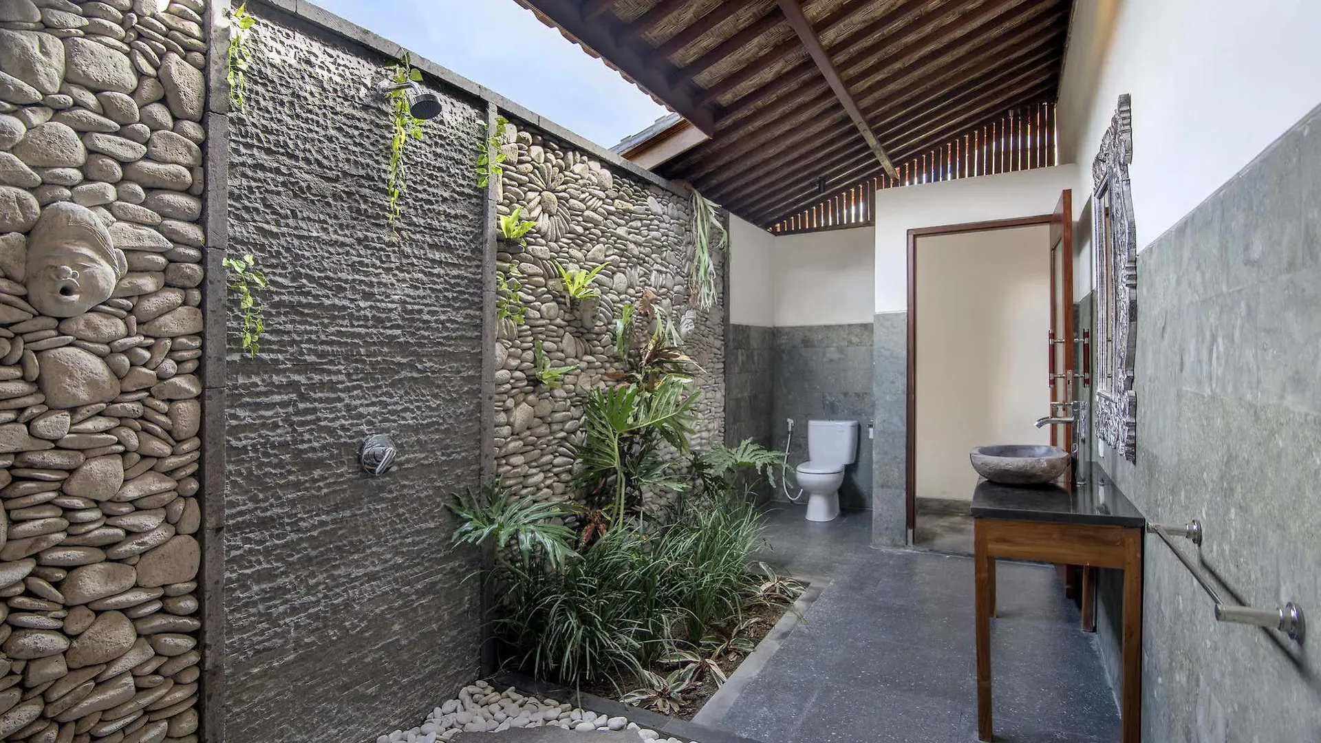 *** Hotel Santosha Villa Ubud Indonesia