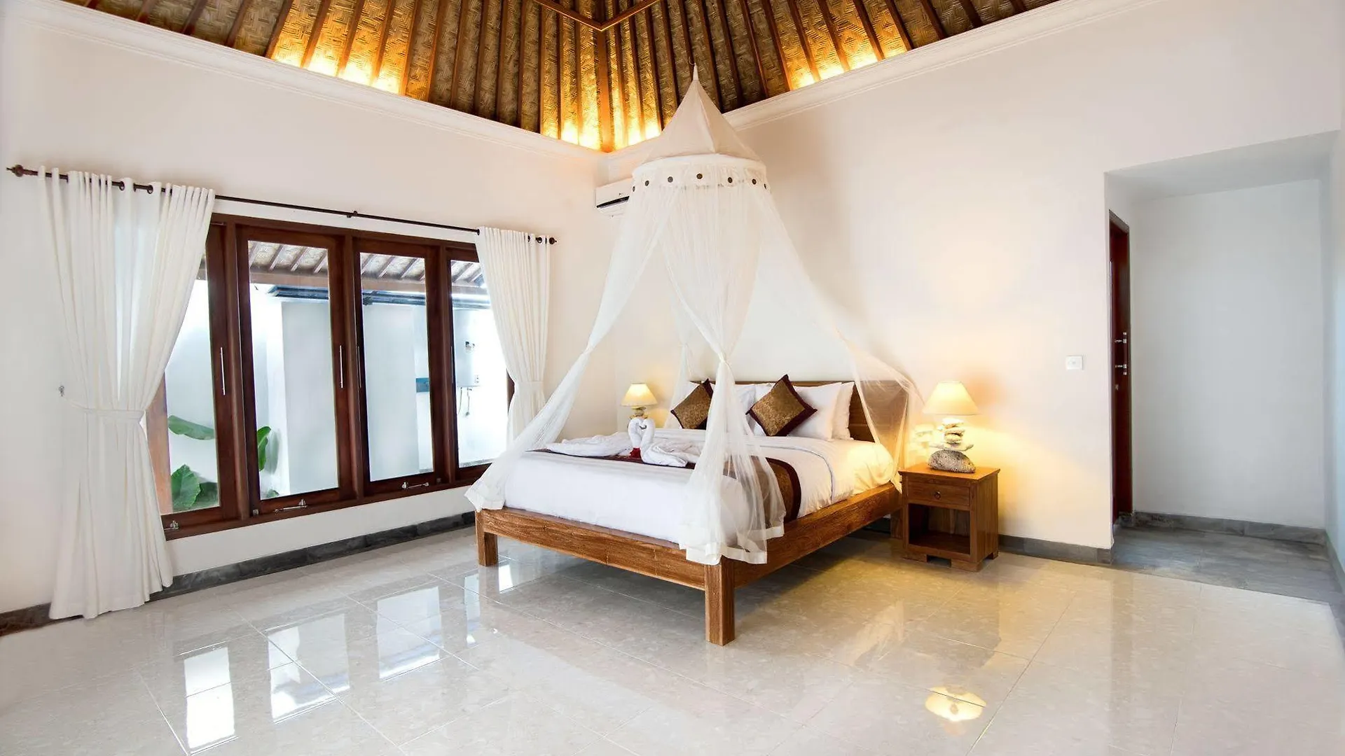 Santosha Villa Ubud Hotel